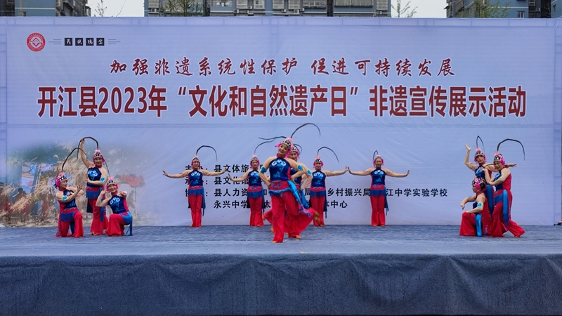 1c16f4bbf553c542413ff84f4f2a673.jpg
